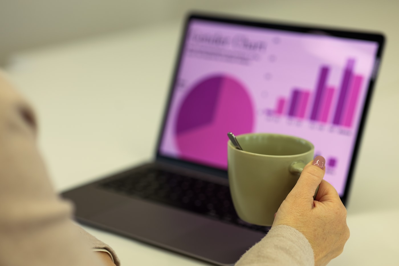 BI dashboard on laptop